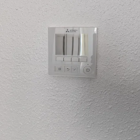 Reihenhaus In Mit Garage Hébergement de vacances *