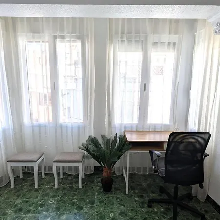 Reihenhaus In Mit Garage