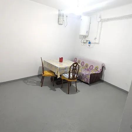 Reihenhaus In Mit Garage Alcanar